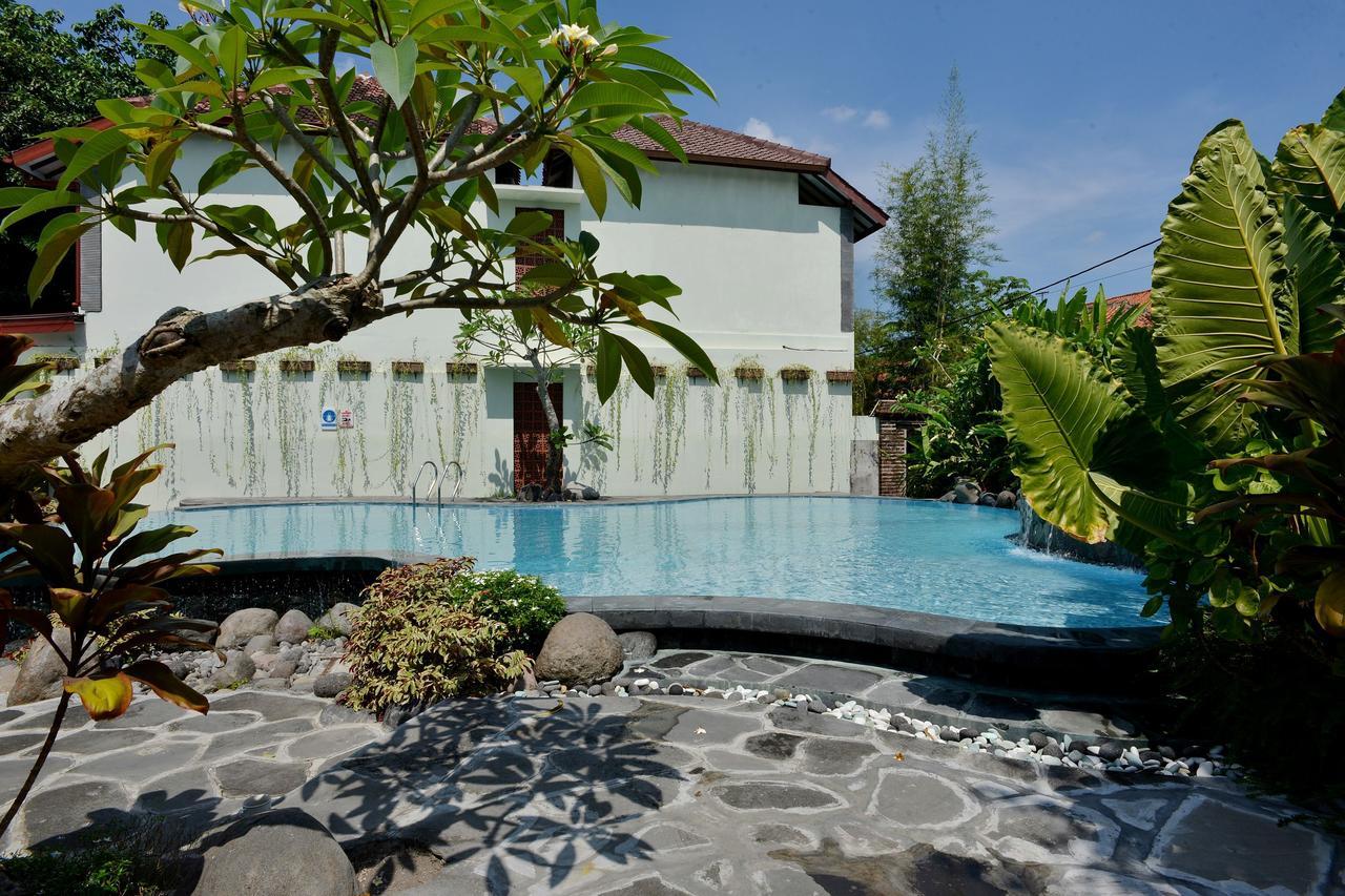 Zen Rooms Pakualaman Jogyakarta Zewnętrze zdjęcie