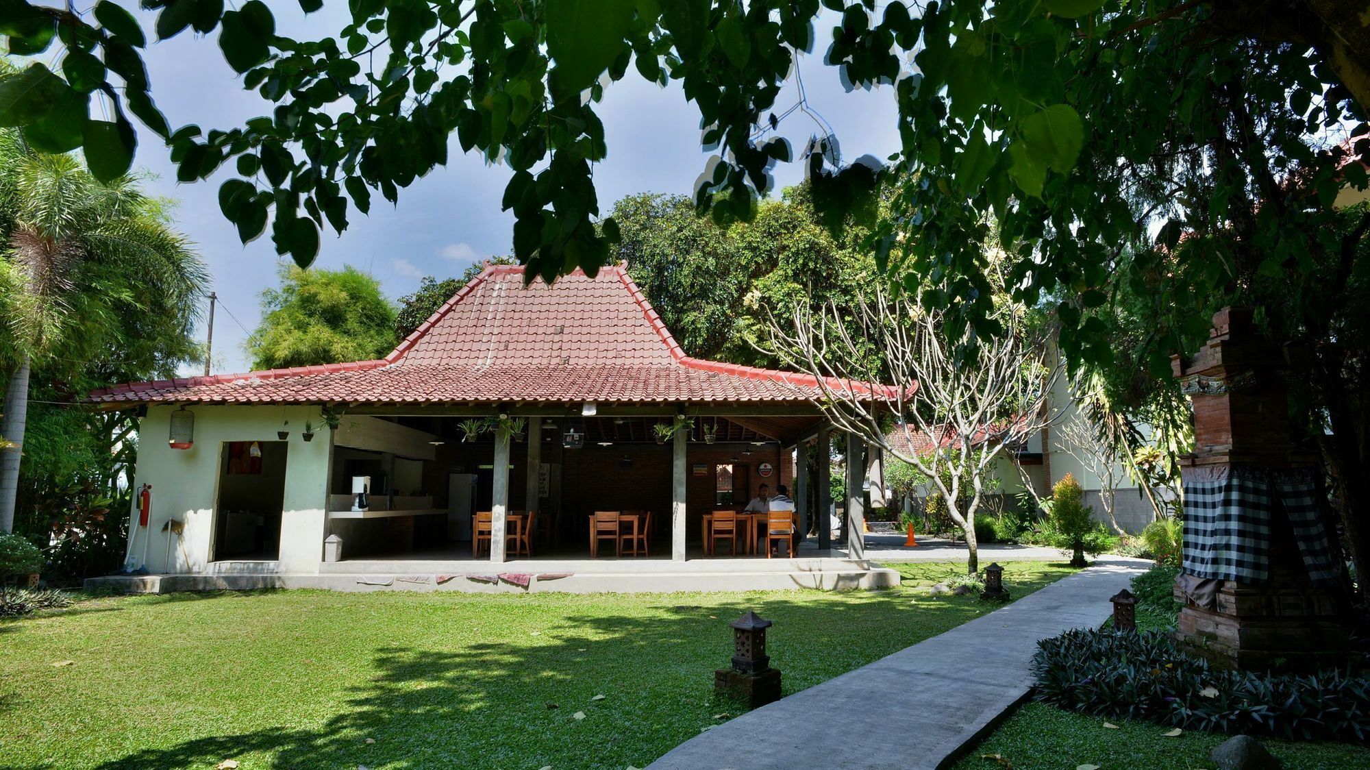 Zen Rooms Pakualaman Jogyakarta Zewnętrze zdjęcie